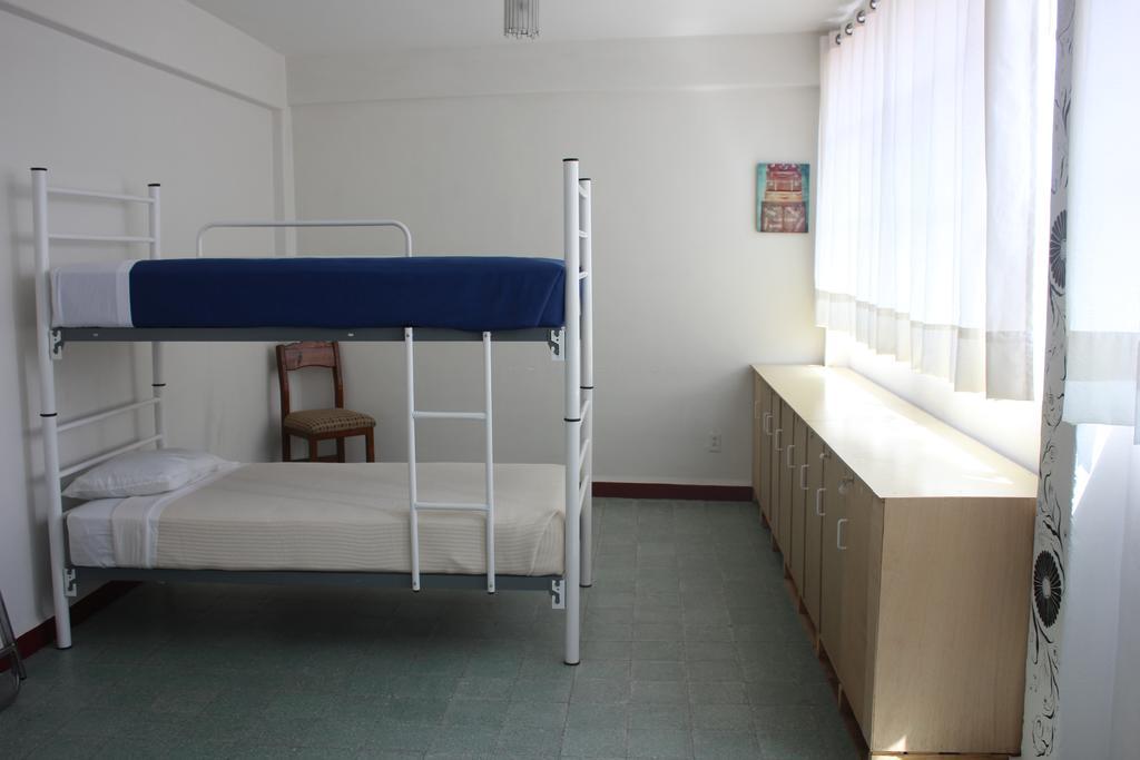 Hostal Olympia เควนาวากา ภายนอก รูปภาพ